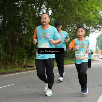 Runner Photo 8312242