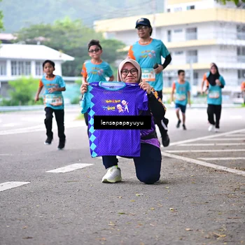 Runner Photo 8312243