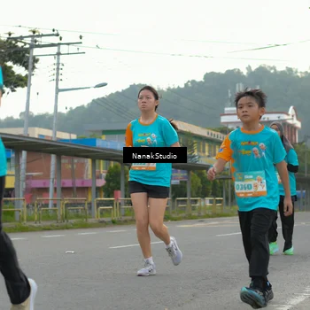 Runner Photo 8312245