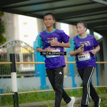 Runner Photo 8312270