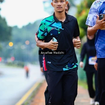 Runner Photo 8312273