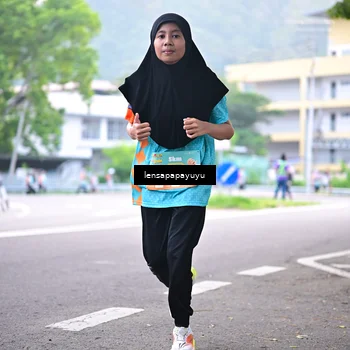 Runner Photo 8312298
