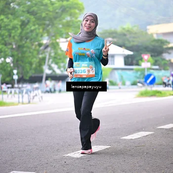 Runner Photo 8312306