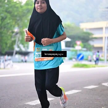 Runner Photo 8312338