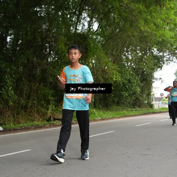 Runner Photo 8312340