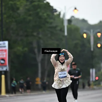 Runner Photo 8312341