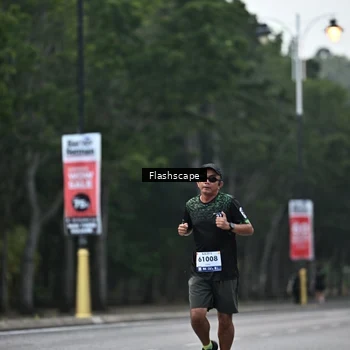Runner Photo 8312352