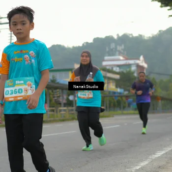 Runner Photo 8312353