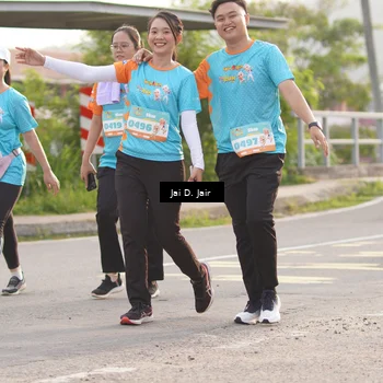 Runner Photo 8312359