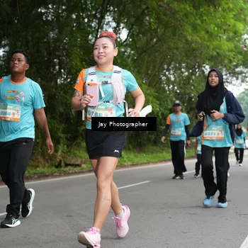 Runner Photo 8312366