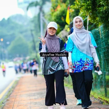 Runner Photo 8312372