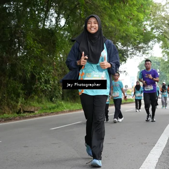 Runner Photo 8312376