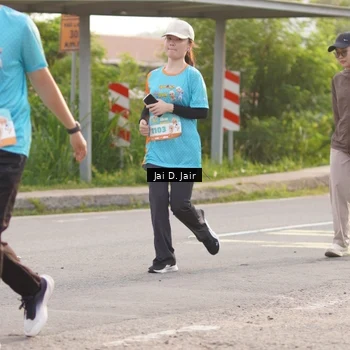Runner Photo 8312377