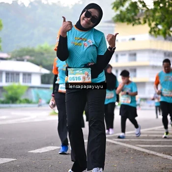 Runner Photo 8312378