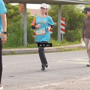 Runner Photo 8312382