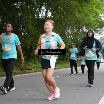 Runner Photo 8312384
