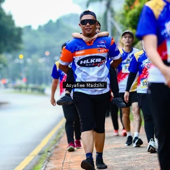 Runner Photo 8312392