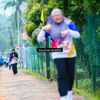 Runner Photo 8312394