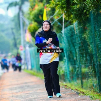 Runner Photo 8312395