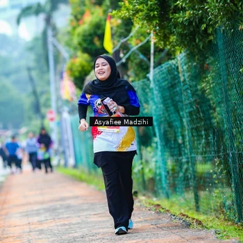 Runner Photo 8312401