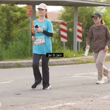 Runner Photo 8312403