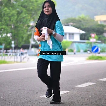 Runner Photo 8312404