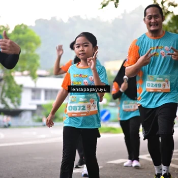 Runner Photo 8312405