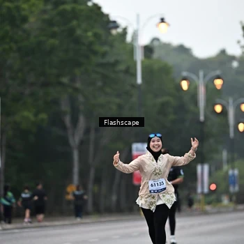 Runner Photo 8312407