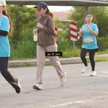 Runner Photo 8312410