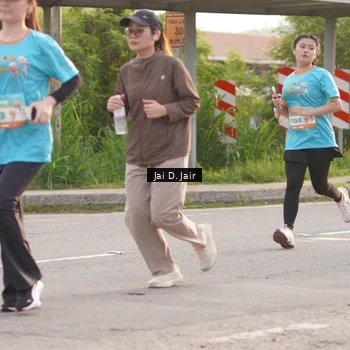 Runner Photo 8312412
