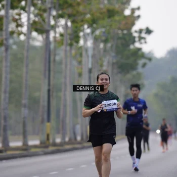 Runner Photo 8312418