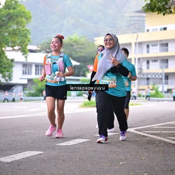 Runner Photo 8312422