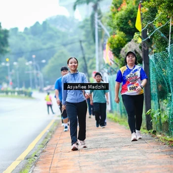 Runner Photo 8312437