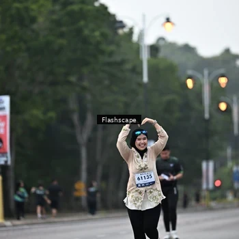 Runner Photo 8312460