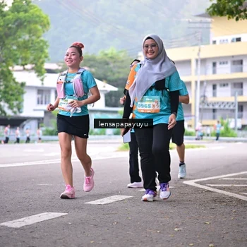 Runner Photo 8312465