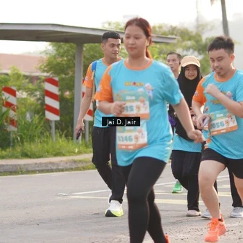 Runner Photo 8312468