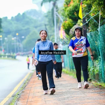 Runner Photo 8312475