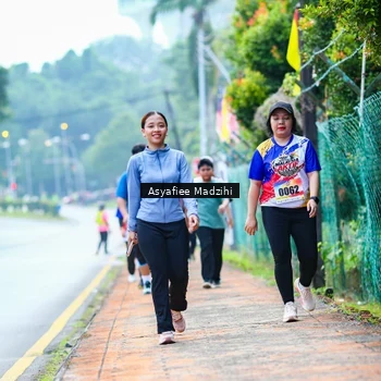 Runner Photo 8312476