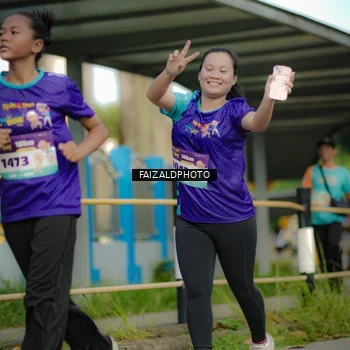 Runner Photo 8312480