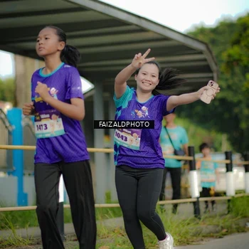 Runner Photo 8312493
