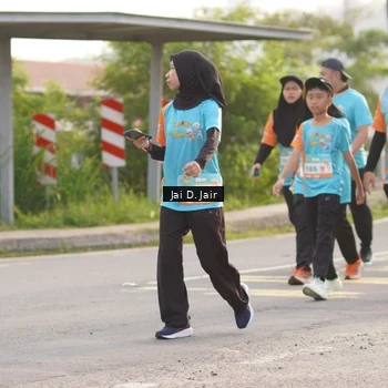 Runner Photo 8312504