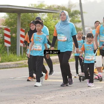 Runner Photo 8312512