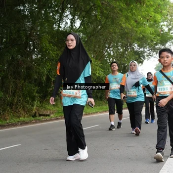 Runner Photo 8312519