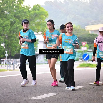Runner Photo 8312593