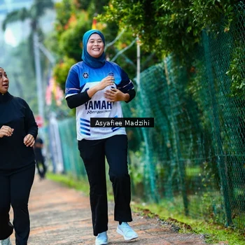 Runner Photo 8312610