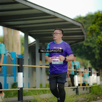 Runner Photo 8312618