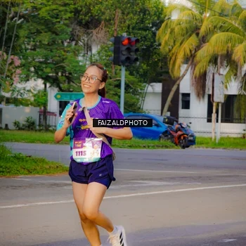 Runner Photo 8312635