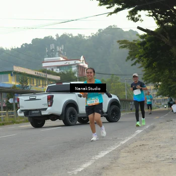 Runner Photo 8312637