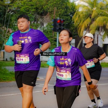 Runner Photo 8312640