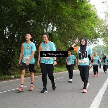 Runner Photo 8312664
